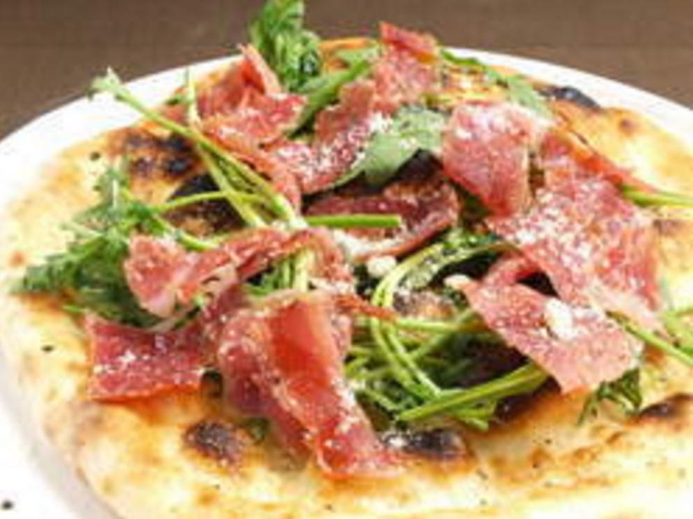 イタリアンバル ヴィーザ (ITALIAN BAR VIZZA)