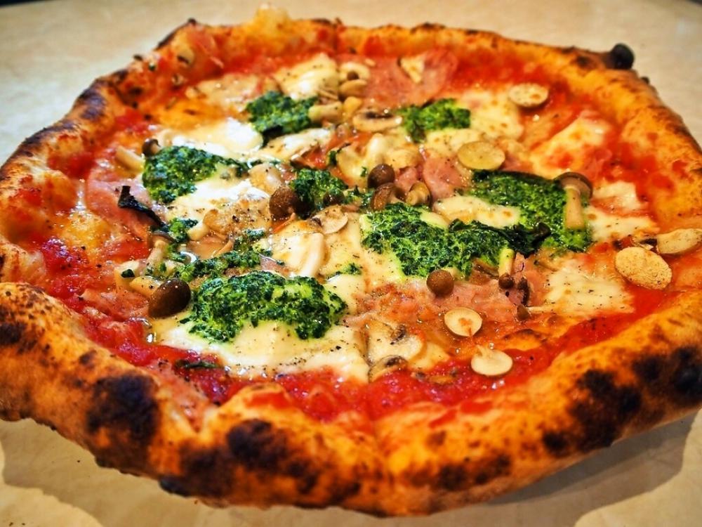 ピッツェリア ノヴァンタノーヴェ (Pizzeria 99)