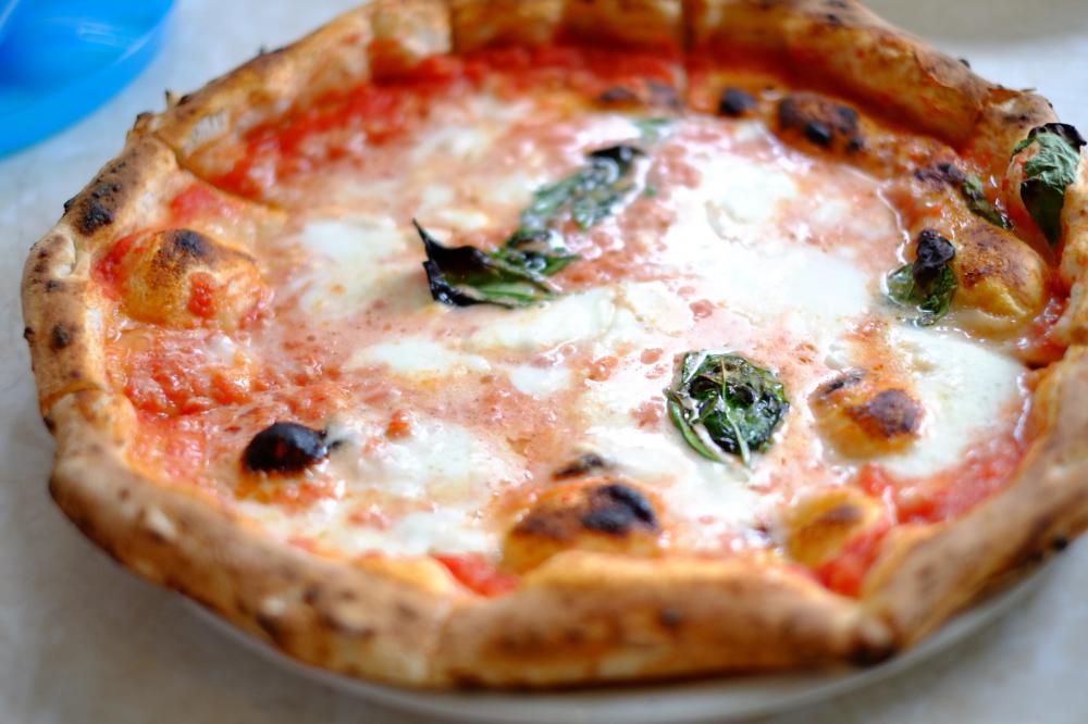 ピッツェリア ノヴァンタノーヴェ (Pizzeria 99)