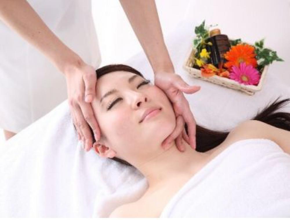 サロンドオフ 西梅田(salon de off)