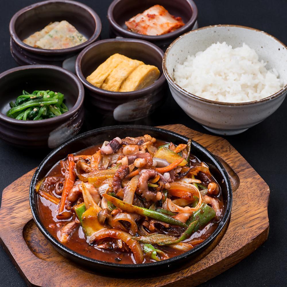 韓国料理 benibeni 南森町店 (ベニベニ)