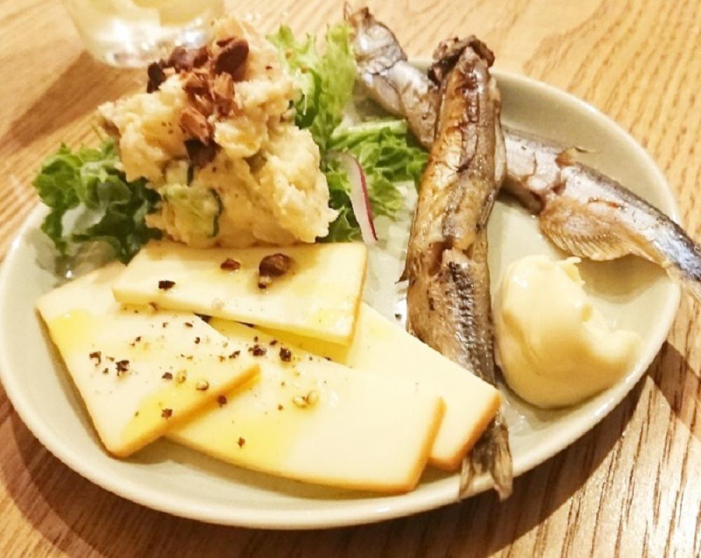 マルキュー食堂