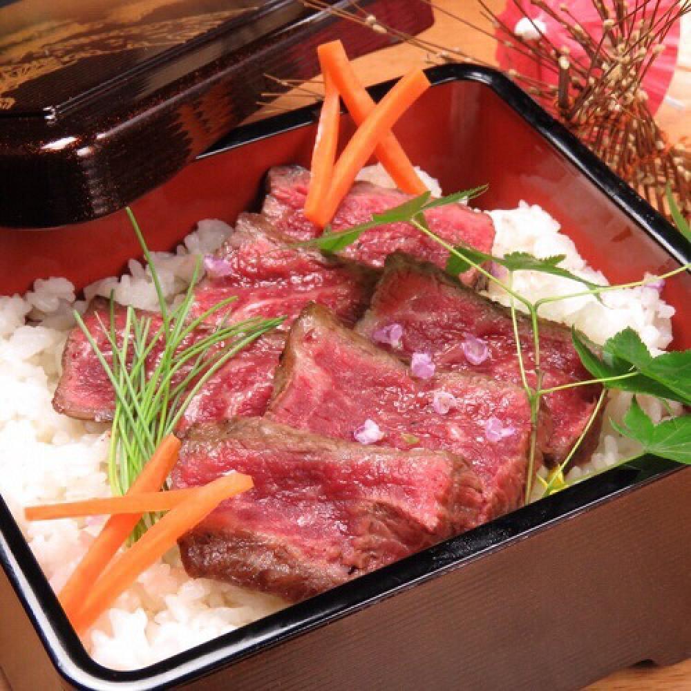 純国産馬肉専門緑馬梅田堂山店