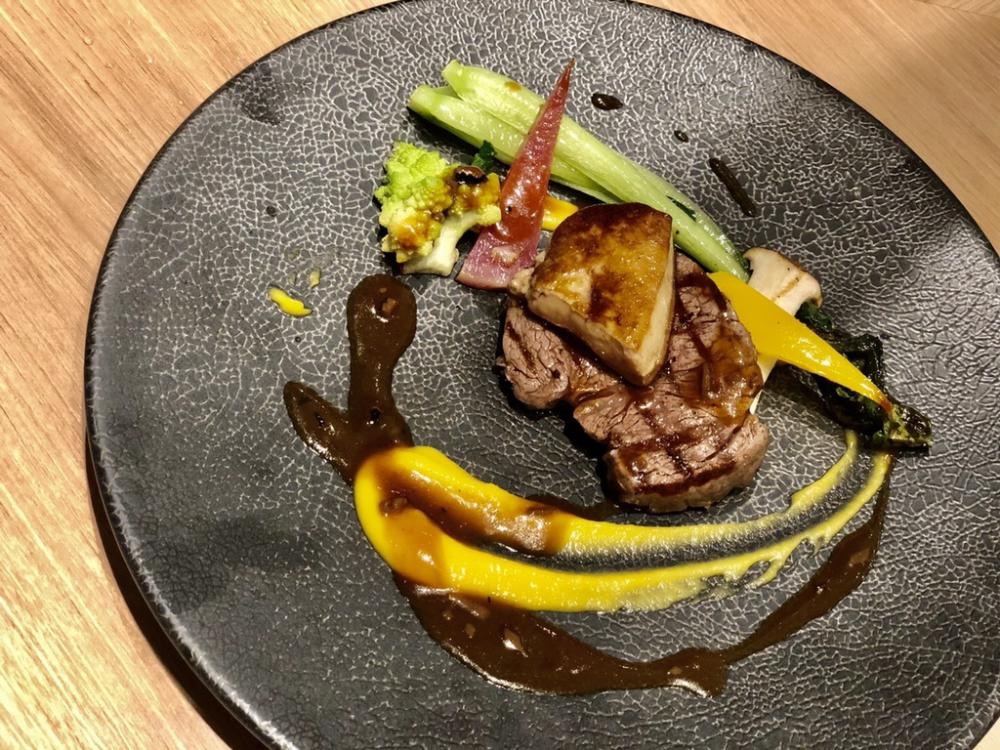 ビストロスリール