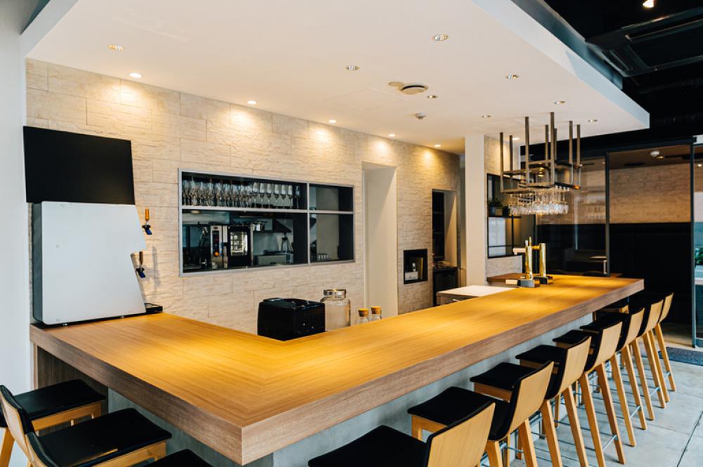 ビストロスリール