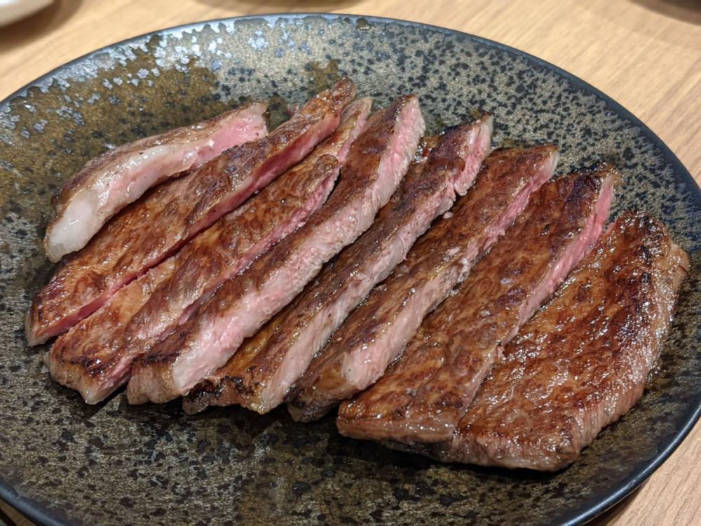 炭火焼肉 超世界