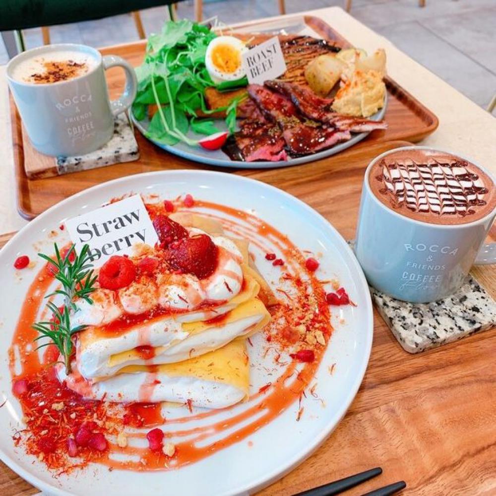FOREST GREEN CREPE&BAKE 関大前店