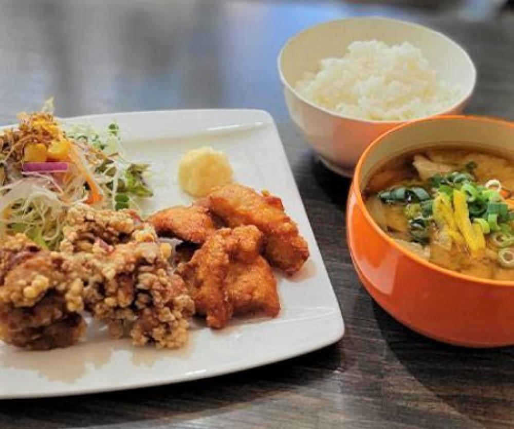 珈琲食堂クモノキレマ