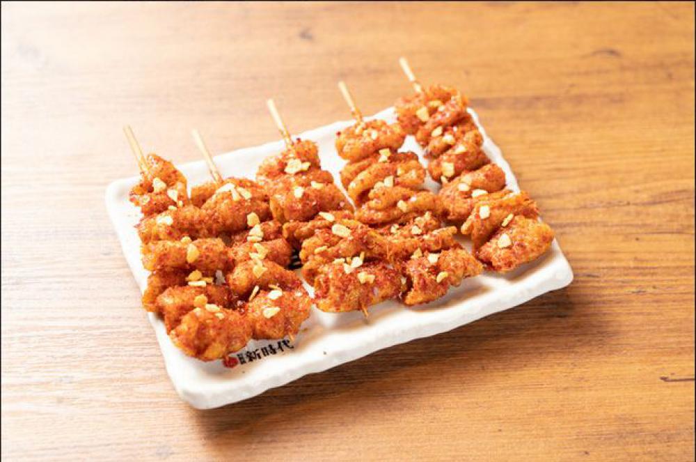 伝串 新時代 大阪関大前店